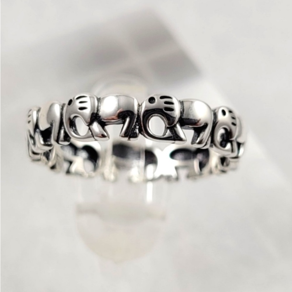 Silver Elephant Ring - image 2